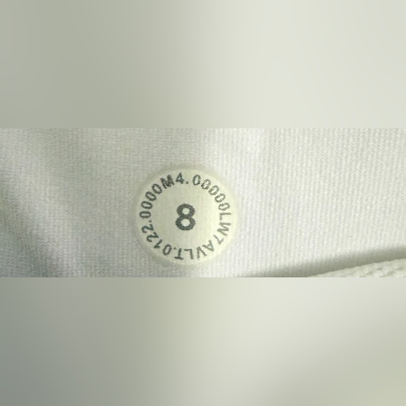 Lululemon Speed up HR Lined Shorts - Picture 5 of 6